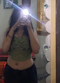 Akshi